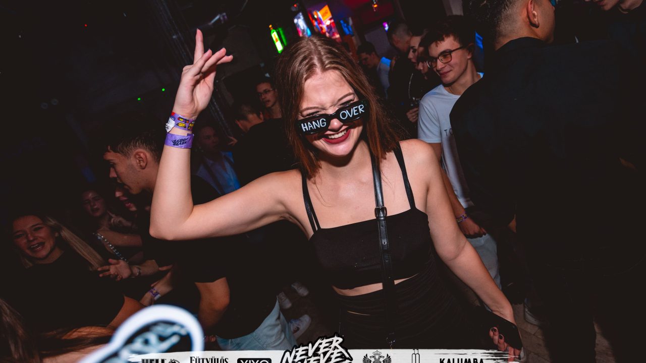 2024-11-29-zalaegerszeg-mimosa-klcsy-afterparty (32)