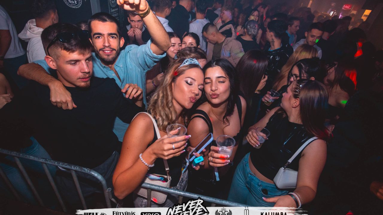 2024-11-30-kaposvar-hangar-gyakorlo-afterparty (70)