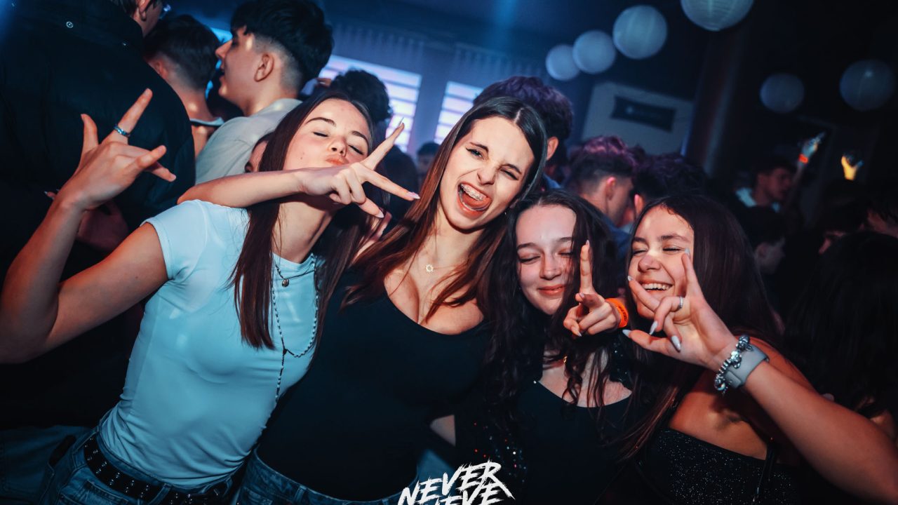 2025-03-21-pecs-trafik-osszbuli-bbts (20)