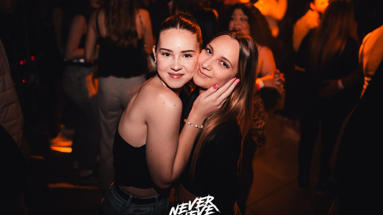 2025-05-17-mezokovesd-movie-erettsegi-after (48)