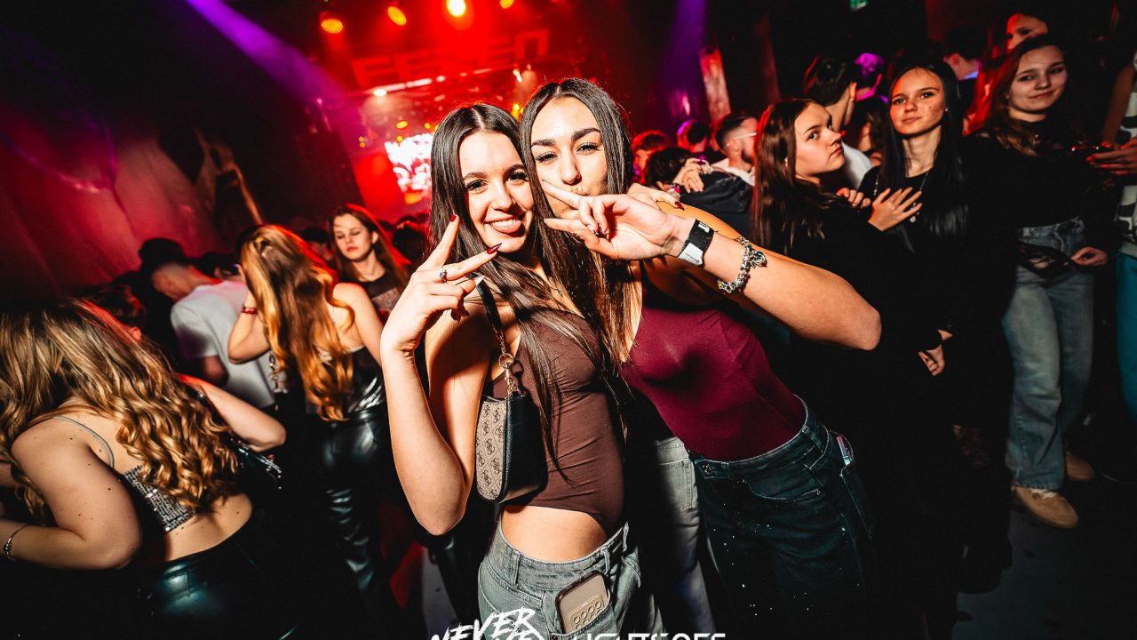 2026-02-14-szekesfehervar-fezen-fuckvalentines (3)