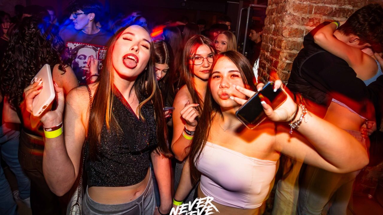 2026-03-06-nyiregyhaza-hollywood-osszbuli-szechenyi-kossuth (94)