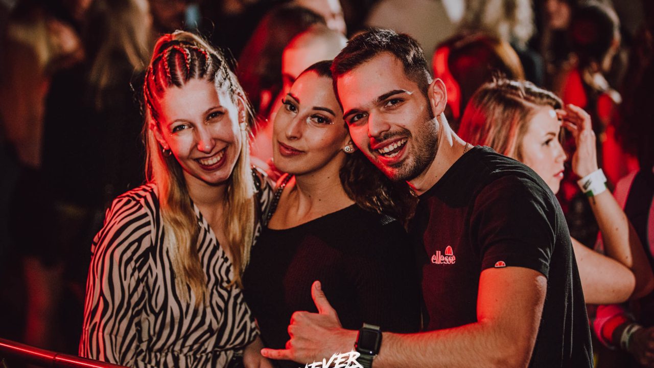 Hungi240405Henn_LovinA_CarlCFB-42